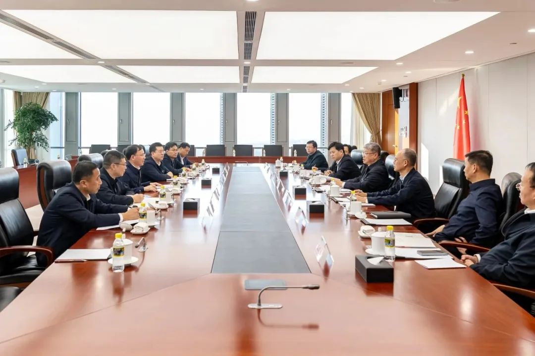 國家能源集團(tuán)黨組書記、董事長劉國躍與中國大唐黨組副書記、總經(jīng)理張傳江會(huì)談