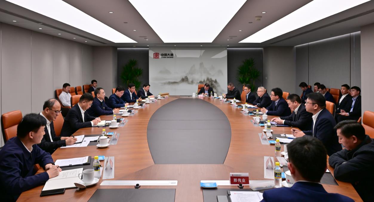 大唐集團(tuán)黨組書記、董事長(zhǎng)鄒磊與上海電氣黨委書記、董事長(zhǎng)吳磊會(huì)談