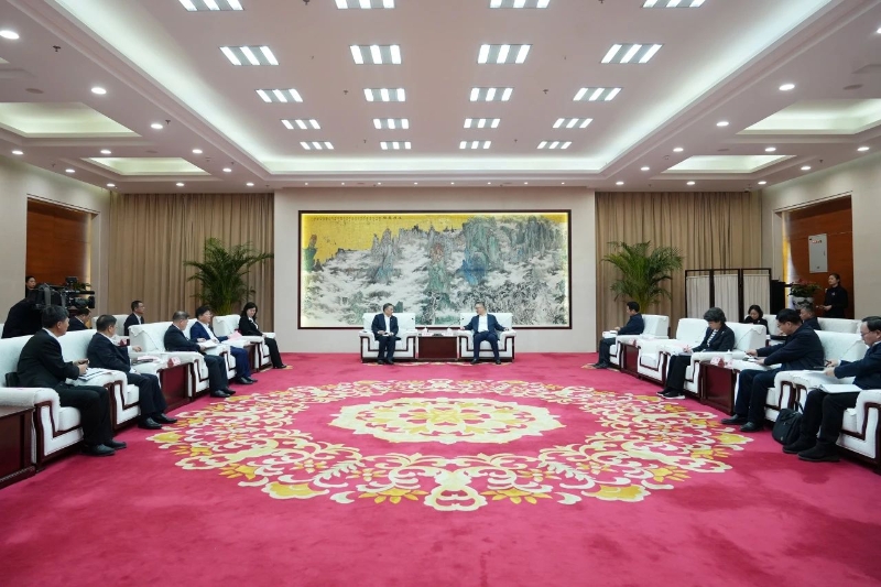 中國(guó)能建黨委書記、董事長(zhǎng)宋海良拜會(huì)安徽省委
